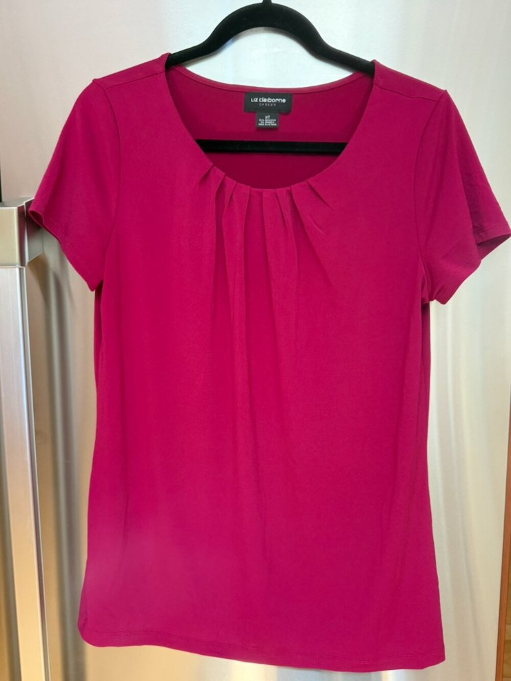 Liz Claiborne hot pink short sleeve pleated scoop neck knit blouse M